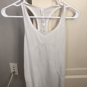 White lululemon TANK!